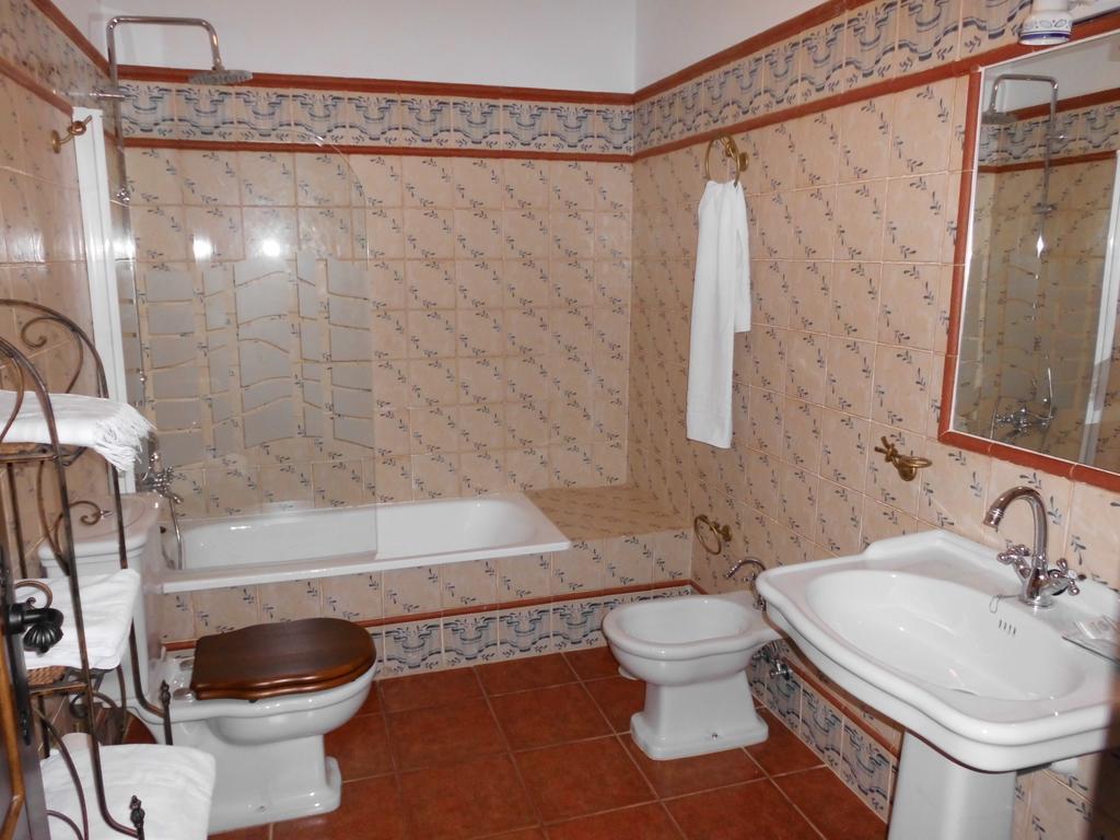Apartamentos Trinidad Alange Værelse billede